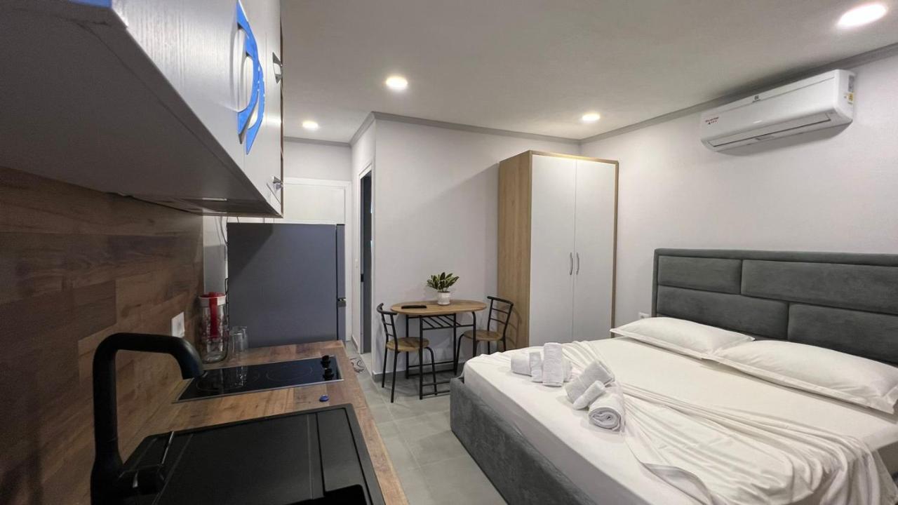 Sea View Apartments Golem  Exterior foto